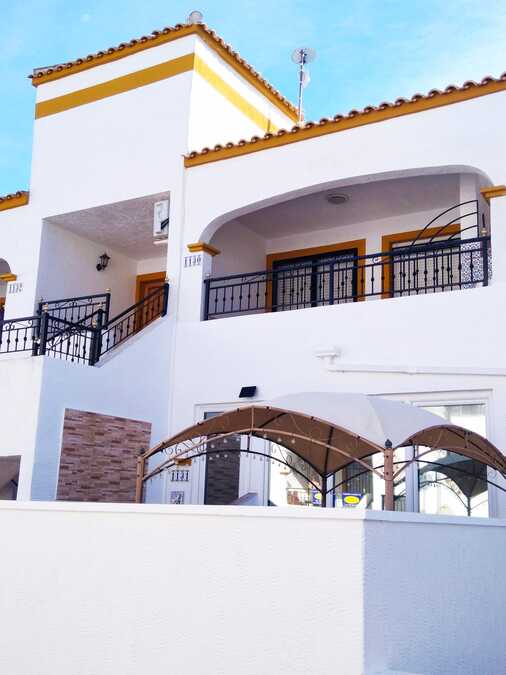 For sale: 2 bedroom apartment / flat in Orihuela Costa