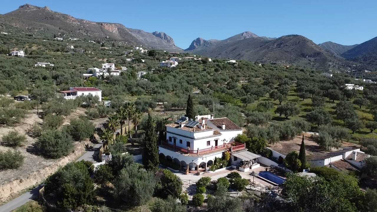 ES173640: Villa  in Alcaucín